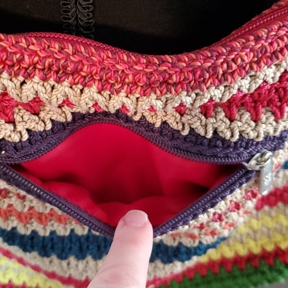 THE SAK CROCHET MULIT-COLORED STRIPED PURSE. - Picture 2 of 8